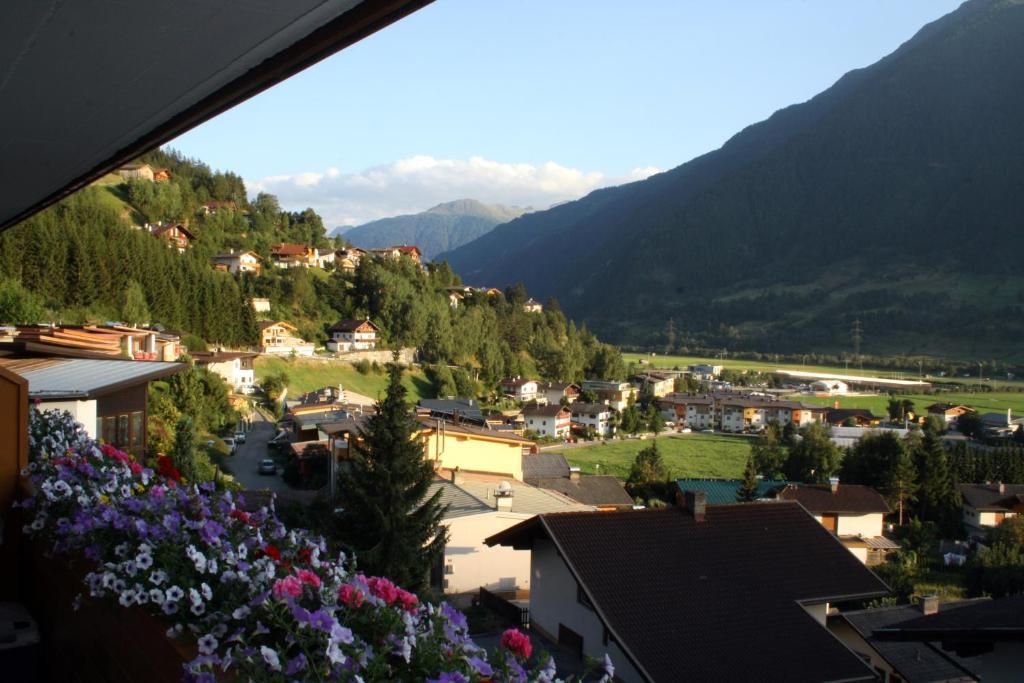 Ferienhaus Sonnenhang Matrei in Osttirol Oda fotoğraf